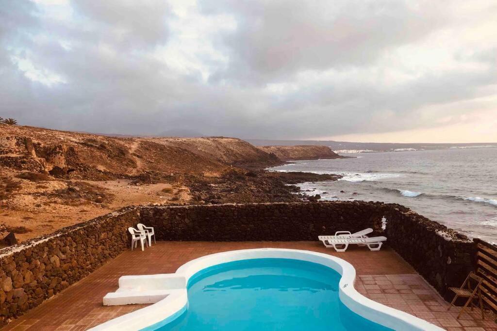Playa Marina Ocean View Eco Bungalow Arrieta  Exteriér fotografie